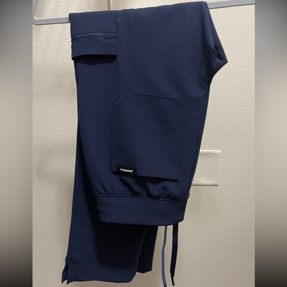 Jaanuu Scrub Pants
